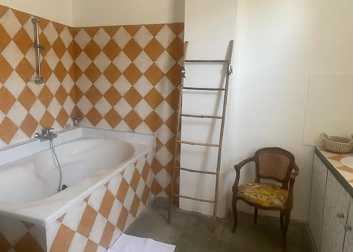 Bed & Breakfast Le Petit Bio Du Rhony